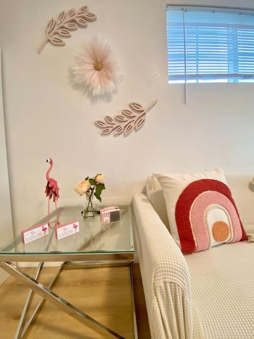 Pink Cozy House 2 Bedrooms 柔似密 外观 照片